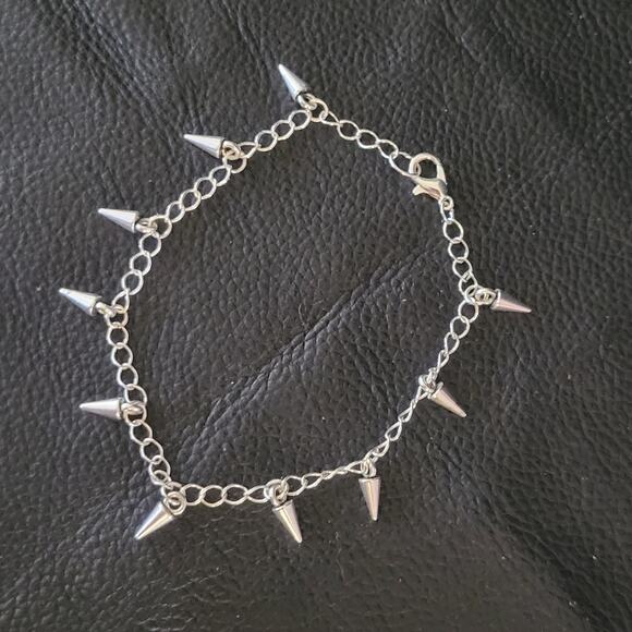 Spike chain handmade silver tone bracelet - Picture 1 of 4